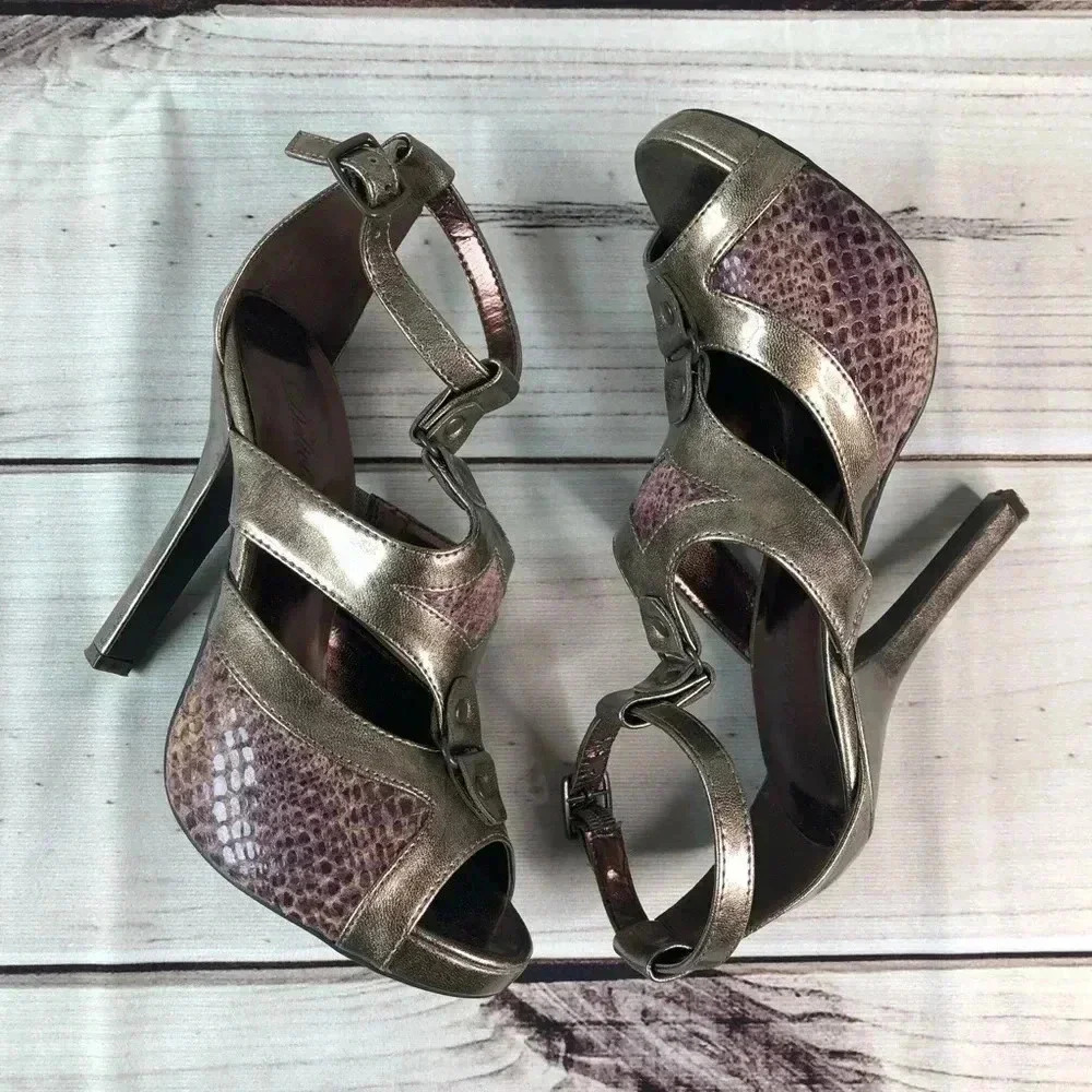 Delicious‎ Brass Metallic Heels Opn Toe Ankle Strap - Picture 4 of 8